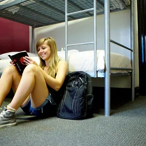  Hostel Nomads