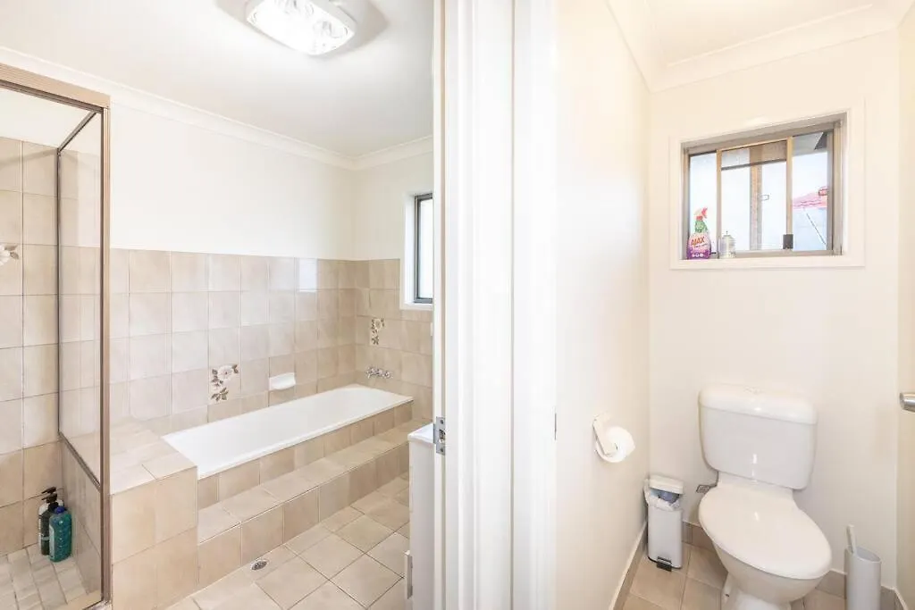 Bright Sunnybank Getaway - 4Br 2Ba Villa Brisbane Vakantiehuis