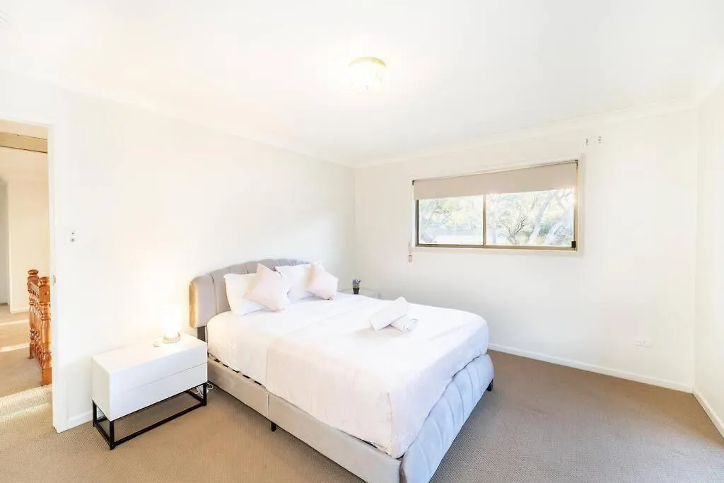 Holiday home Bright Sunnybank Getaway - 4Br 2Ba Villa Brisbane Australia